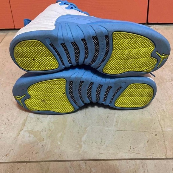 Jordan 12 Retro GS - Picture 6 of 7